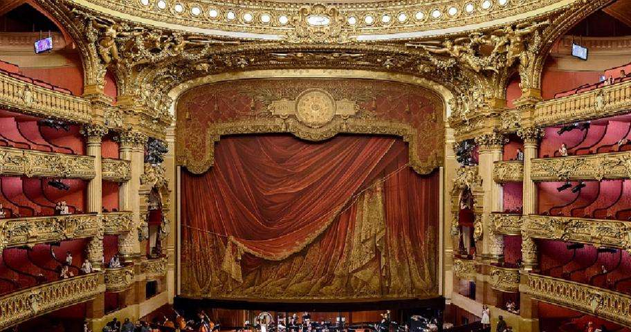 The most beautiful theatres in Paris