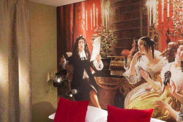 Enter the world of Molière