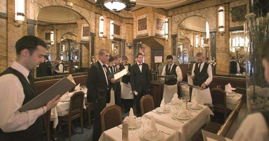 Restaurant Vaudeville, A Traditional Paris Brasserie